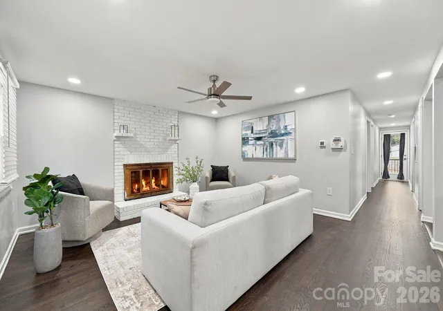 Photo 2 of Single family home for sale at 841 Mcarthur Ave, Charlotte, NC 28206 | MLS# 4439141 | Listing updated on 2026-10-31