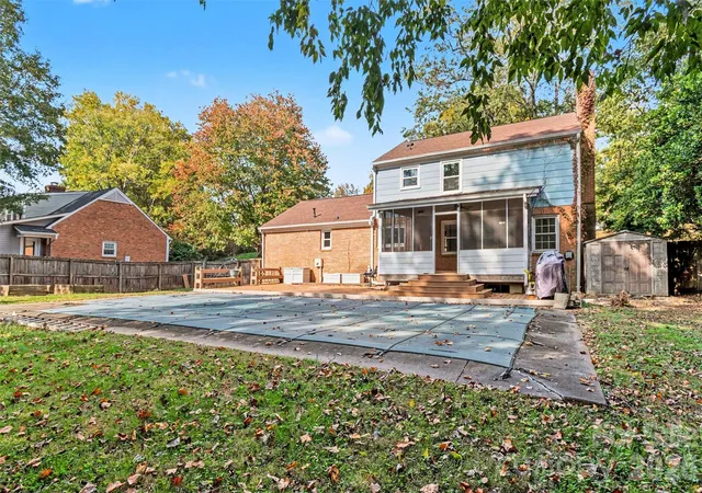 Photo 2 of Single family home for sale at 3940 Riverbend Rd, Charlotte, NC 28210 | MLS# 4439192 | Listing updated on 2026-10-30