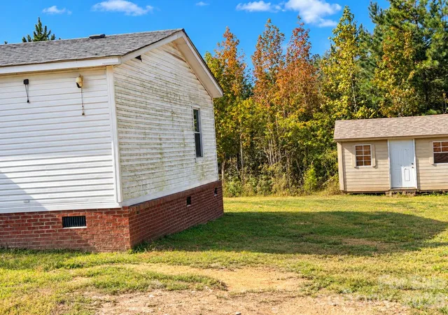 Photo 2 of Single family home for sale at 5025 US 221s Hwy, Forest City, NC 28043 | MLS# 4439197 | Listing updated on 2026-10-30