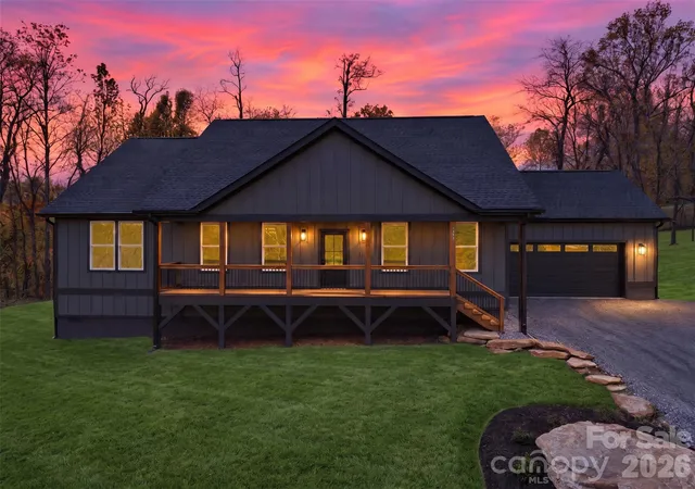 Single family home for sale at 183 Rocky Hl Dr, Hendersonville, NC 28792 | MLS# 4439198 | Listing updated on 2026-10-30