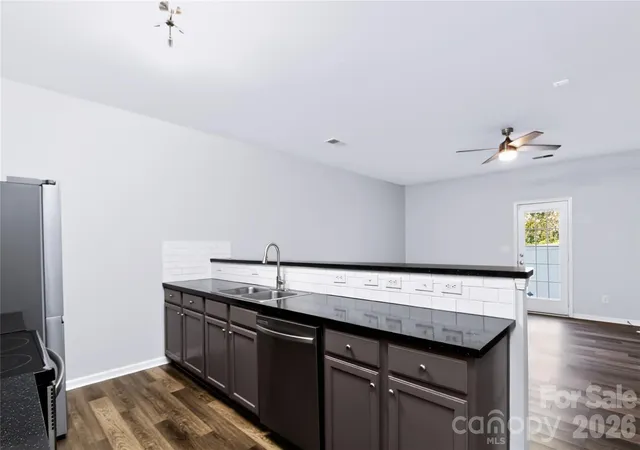 Photo 3 of Townhouse for sale at 7741 Abigail Glen Dr, Charlotte, NC 28212 | MLS# 4439227 | Listing updated on 2026-10-30