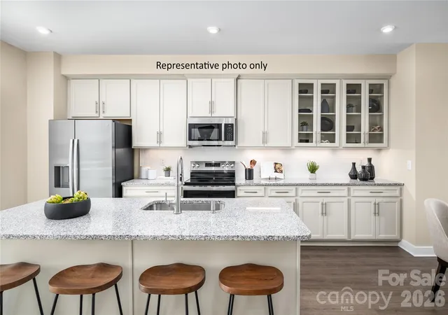 Photo 1 of Townhouse for sale at 7360 Marino Ct, Charlotte, NC 28212 | MLS# 4439229 | Listing updated on 2026-10-30