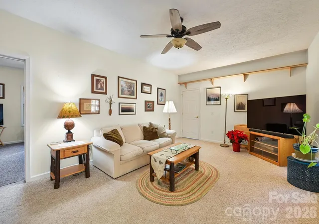 Photo 3 of Single family home for sale at 2 Ruffed Grouse Dr, Weaverville, NC 28787 | MLS# 4439255 | Listing updated on 2026-10-30