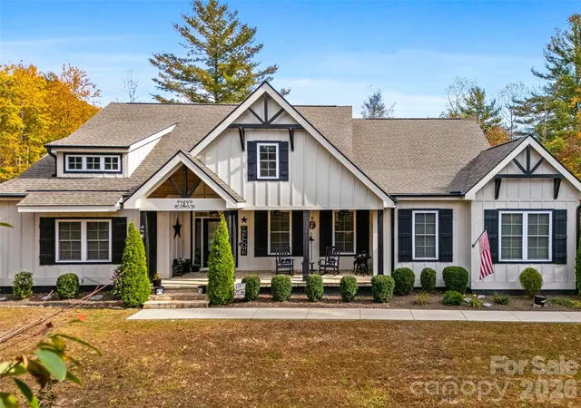 Single family home for sale at 144 Morning Air Ln, Hendersonville, NC 28792 | MLS# 4439270
