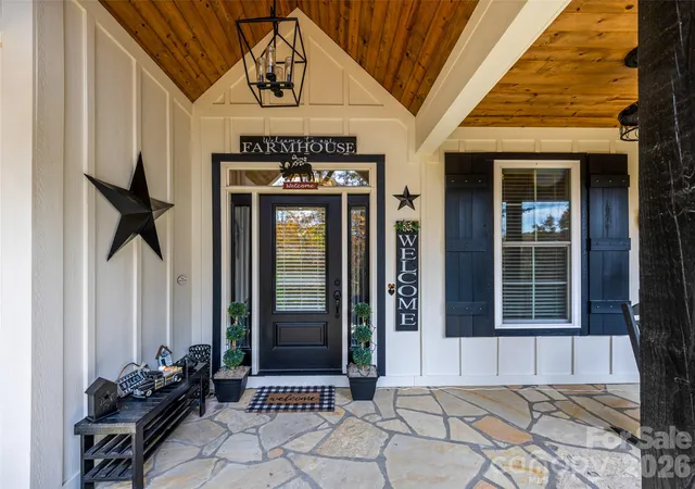 Photo 4 of Single family home for sale at 144 Morning Air Ln, Hendersonville, NC 28792 | MLS# 4439270 | Listing updated on 2026-10-30