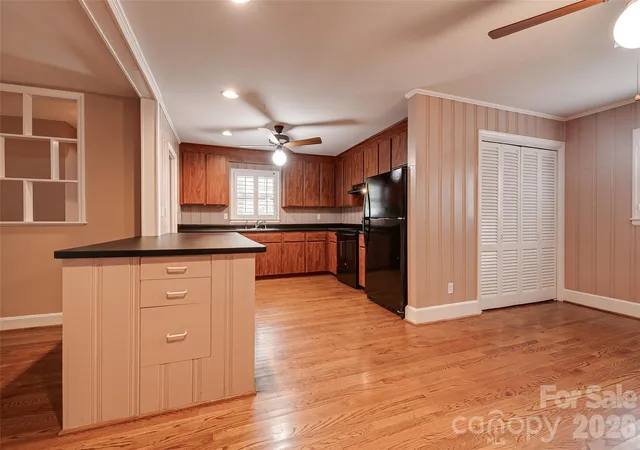 Photo 3 of Single family home for sale at 6730 Brookcrest Dr, Charlotte, NC 28210 | MLS# 4439275 | Listing updated on 2026-10-30