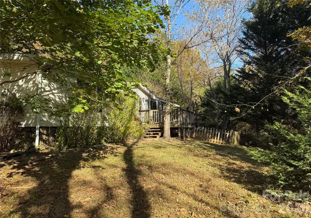 Photo 3 of Single family home for sale at 8 Longs Chapel Rd, Weaverville, NC 28787 | MLS# 4439402 | Listing updated on 2026-10-30