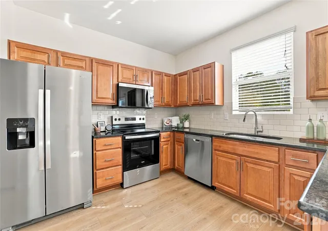 Photo 4 of Townhouse for sale at 535 Calen Ln, Rock Hill, SC 29732 | MLS# 4439403 | Listing updated on 2026-10-30