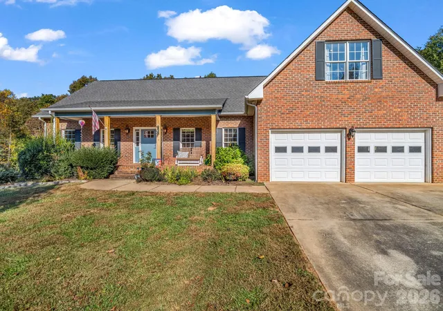 Photo 3 of Single family home for sale at 212 Twin K Dr, Rutherfordton, NC 28139 | MLS# 4439450 | Listing updated on 2026-10-30