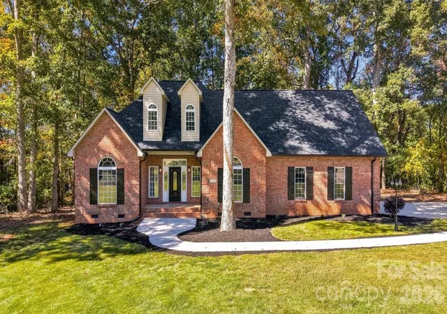 Single family home for sale at 3442 Sourwood Ct, Lincolnton, NC 28092 | MLS# 4439472