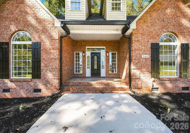 Photo 1 of Single family home for sale at 3442 Sourwood Ct, Lincolnton, NC 28092 | MLS# 4439472 | Listing updated on 2026-10-30