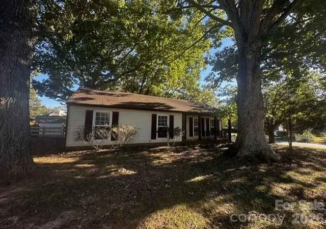 Single family home for sale at 7600 Lancashire Dr, Mint Hill, NC 28227 | MLS# 4439531