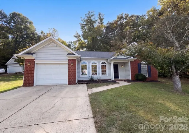 Single family home for sale at 3105 Passour Ridge Ln, Charlotte, NC 28269 | MLS# 4439546