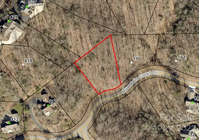Homes for sale in Hendersonville, NC | 216 Mountain Crest Dr #34, Hendersonville, NC 28739 | MLS# 3550053