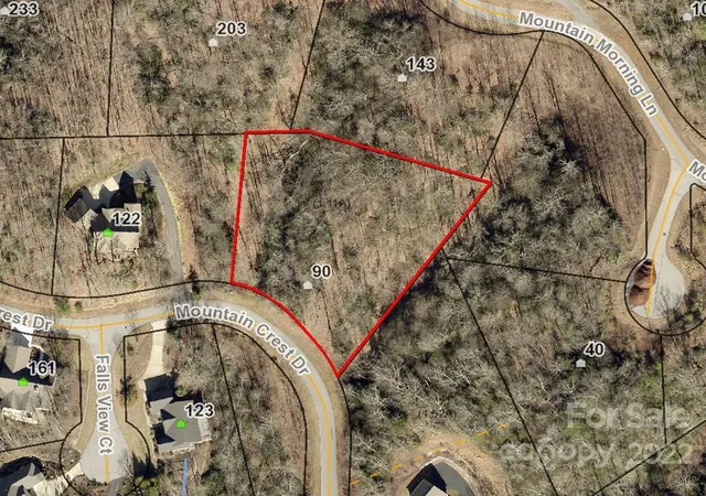 Homes for sale in Hendersonville, NC | 90 Mountain Crest Dr #30, Hendersonville, NC 28739 | MLS# 3550072