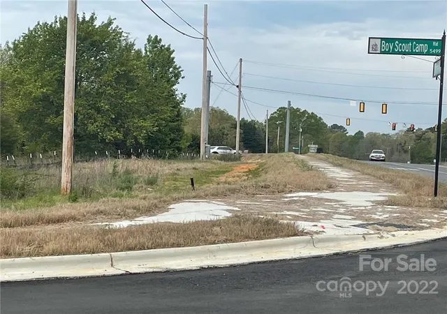 3rd image of 5445 Mooresville Rd, Kannapolis, NC 28081 | MLS# 3848791