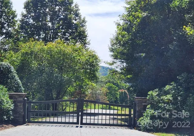 Photo 1 of Land for sale at 23 Overlook Park Dr #48, Hendersonville, NC 28792 | MLS# 3908814 | Listing updated on 2026-08-11