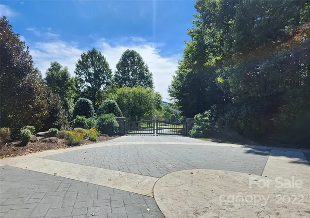Photo 2 of Land for sale at 23 Overlook Park Dr #48, Hendersonville, NC 28792 | MLS# 3908814 | Listing updated on 2026-08-11