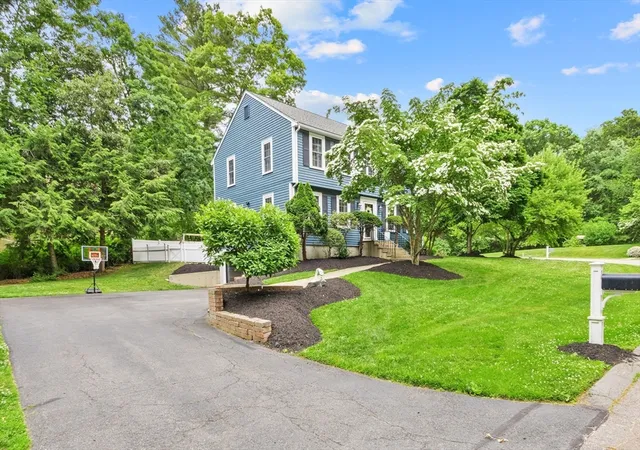 3rd image of 1 Castle Rd, Medway, MA 02053 | MLS# 73537466