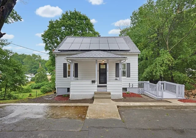 Homes for sale in Fitchburg, MA | 30 Clark Road, Fitchburg, MA 01420 | MLS# 73547778