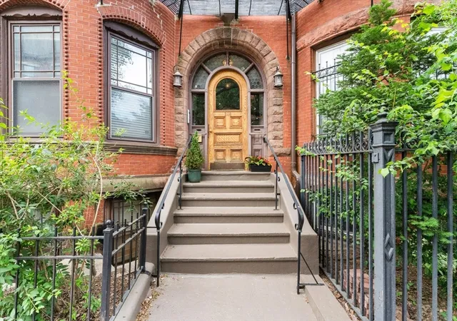 1st image of 203 Saint Botolph #3, Boston, MA 02115 | MLS# 73539290