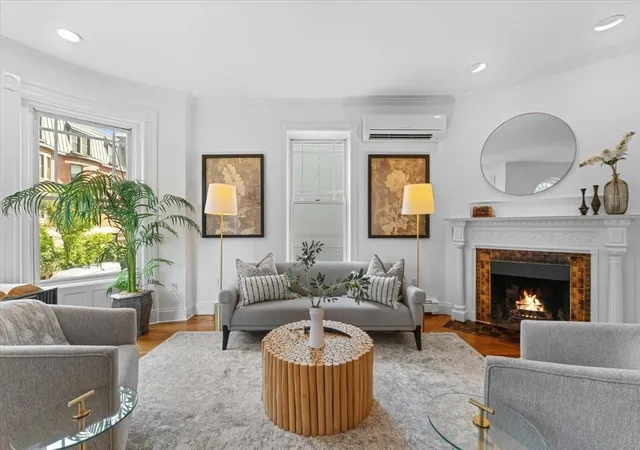 2nd image of 203 Saint Botolph #3, Boston, MA 02115 | MLS# 73539290