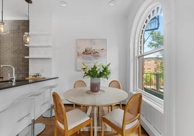 5th image of 203 Saint Botolph, Boston, MA 02115