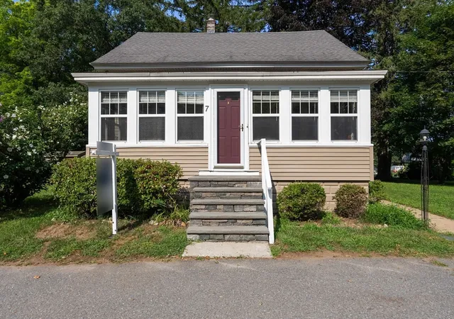 Photo 2 of Single family home for sale at 7 A Upper Beacon St, Maynard, MA 01754 | MLS# 73562802 | Listing updated on 2026-10-03