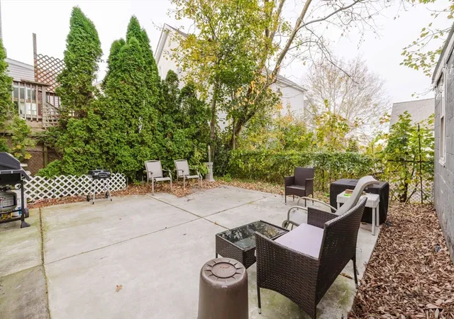 4th image of 404 Bradford Ave, Fall River, MA 02721 | MLS# 73452703
