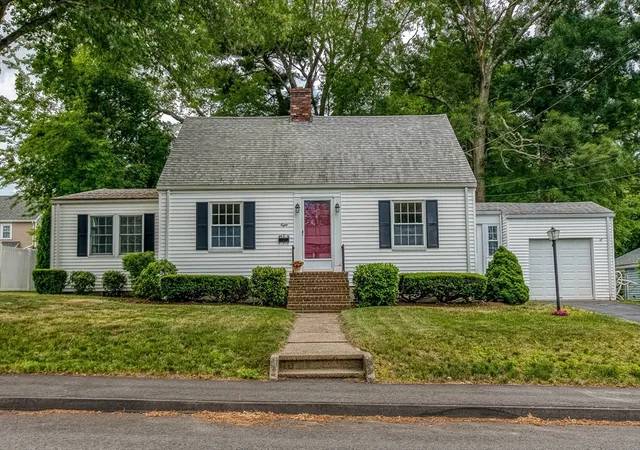 Homes for sale in Randolph, MA | 8 Stevens Terrace, Randolph, MA 02368 | MLS# 73537360