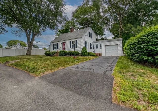 Homes for sale in Randolph, MA | 8 Stevens Terrace, Randolph, MA 02368 | MLS# 73537360