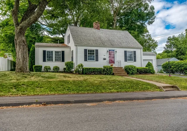 Homes for sale in Randolph, MA | 8 Stevens Terrace, Randolph, MA 02368 | MLS# 73537360