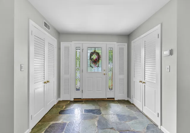 5th image of 83 Braemoor Rd, Brockton, MA 02301 | MLS# 73554538