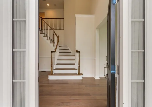 Listing Photo 5 - Condo for sale in building located at 2 Phoebe St, Methuen, MA 01844 - Unit #2