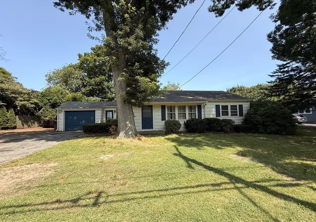 Photo 1 of Sale Pending at 264 Slocum Rd, North Dartmouth, MA 02747 | MLS# 73556120 | Listing updated on 2026-08-18
