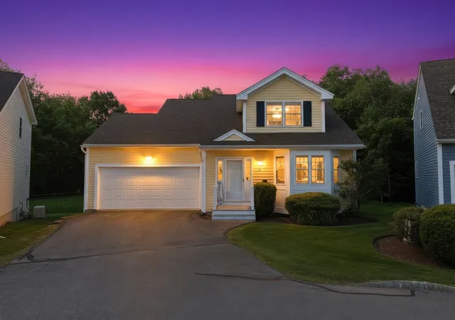 1st image of 21 Denworth Bell Circle #21, Haverhill, MA 01835 | MLS# 73533220