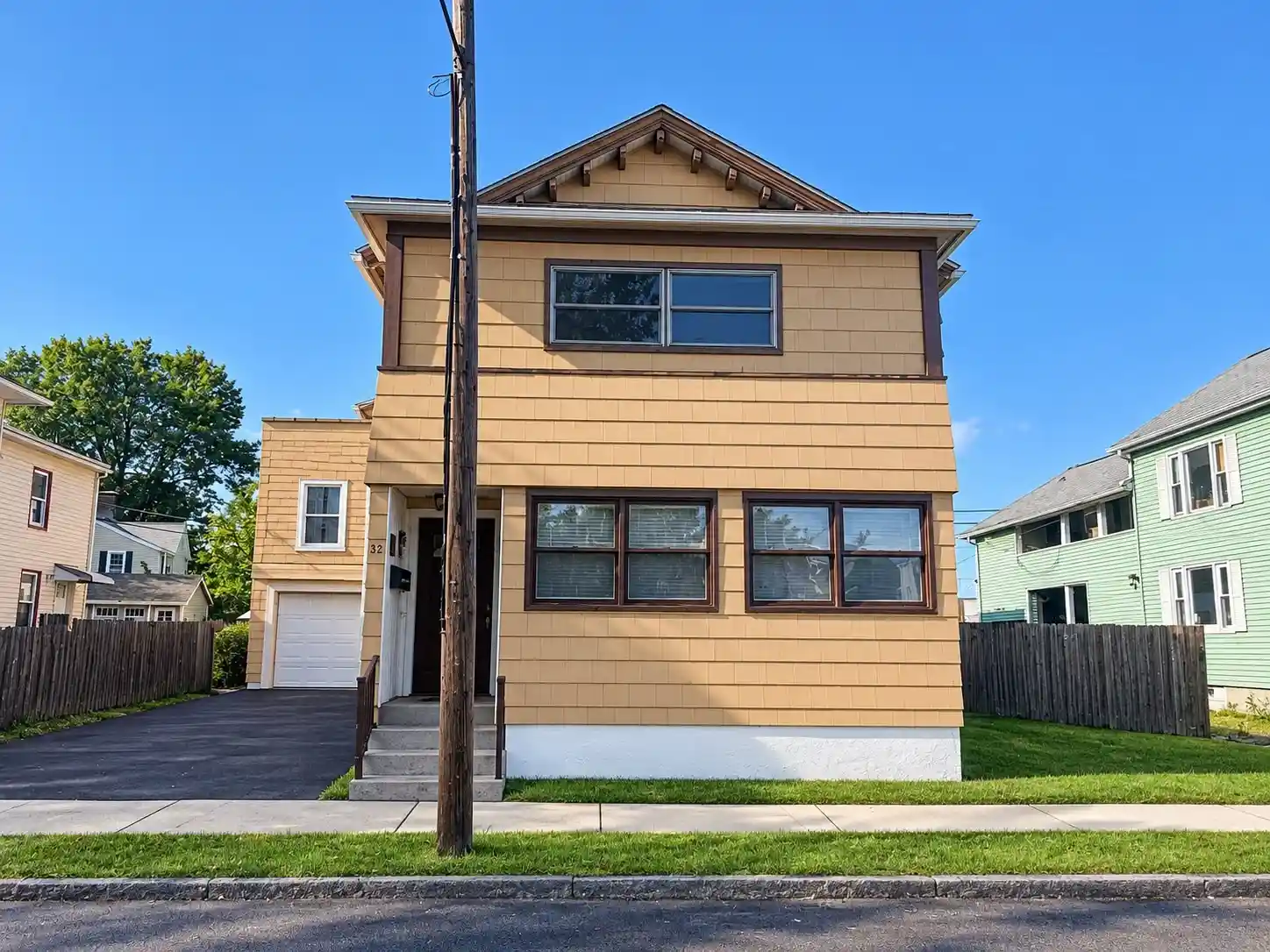 Photo 1 of Multi family home for sale at 30 Fremont St, Springfield, MA 01105 | MLS# 73589982 | Listing updated on 2026-10-17