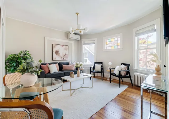 4th image of 87 Kinnaird St, Cambridge, MA 02139