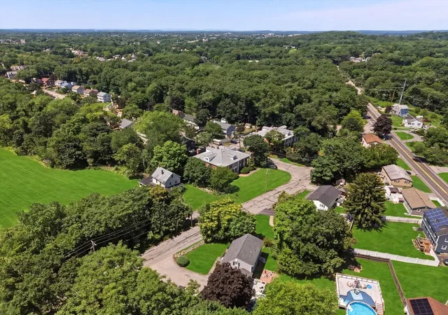2nd image of 53 N Billerica Rd, Lowell, MA 01852