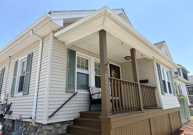 3rd image of 222 Brownell, New Bedford, MA 02740 | MLS# 73527717