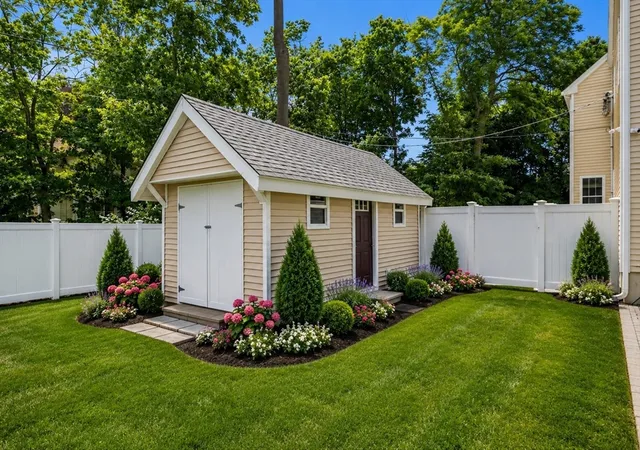 Homes for sale in North Attleboro, MA | 196 Commonwealth Ave, North Attleboro, MA 02763 | MLS# 73539477