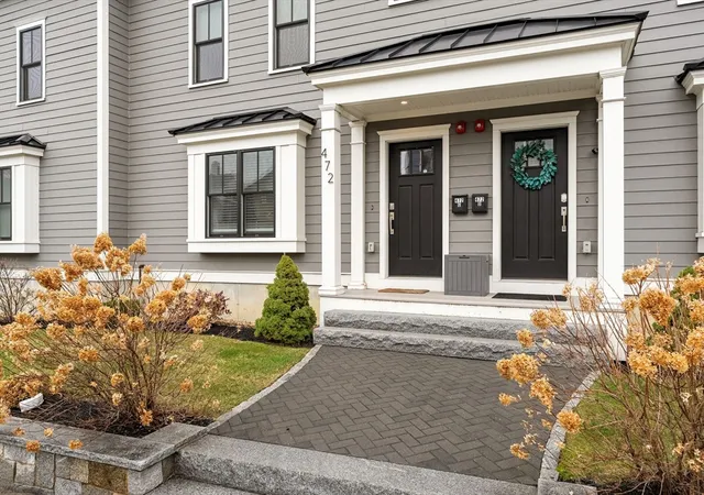 Homes for sale in Stoneham, MA | 472 Main St #C, Stoneham, MA 02180 | MLS# 73497675
