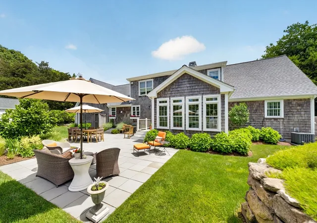 Homes for sale in South Dartmouth, MA | 7 Ledgemont Ln, South Dartmouth, MA 02748 | MLS# 73544964