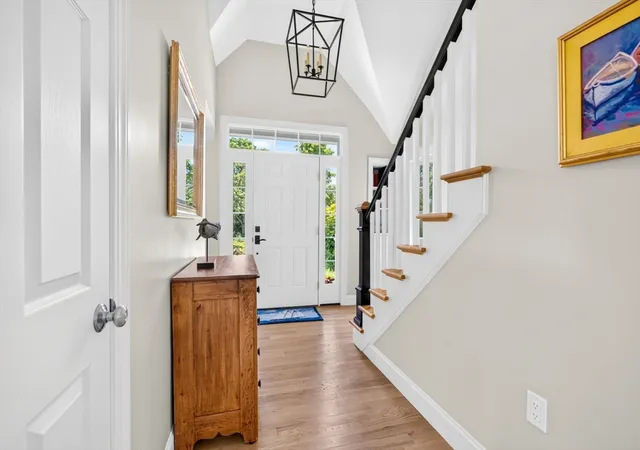 Homes for sale in South Dartmouth, MA | 7 Ledgemont Ln, South Dartmouth, MA 02748 | MLS# 73544964