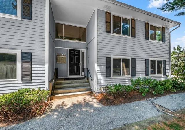 Homes for sale in Hingham, MA | 18 Beals Cove Rd #H, Hingham, MA 02043 | MLS# 73544726