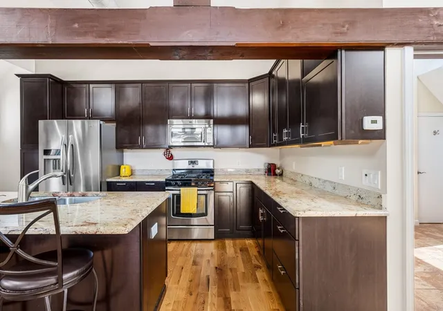 Homes for sale in Swampscott, MA | 143 Burrill Street #301, Swampscott, MA 01907 | MLS# 73490613