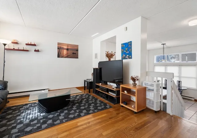 5th image of 2 Eugene Cir, Boston, MA 02130