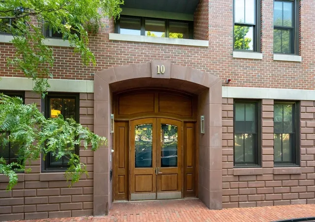 3rd image of 10 St George Street #406, Boston, MA 02118 | MLS# 73559493