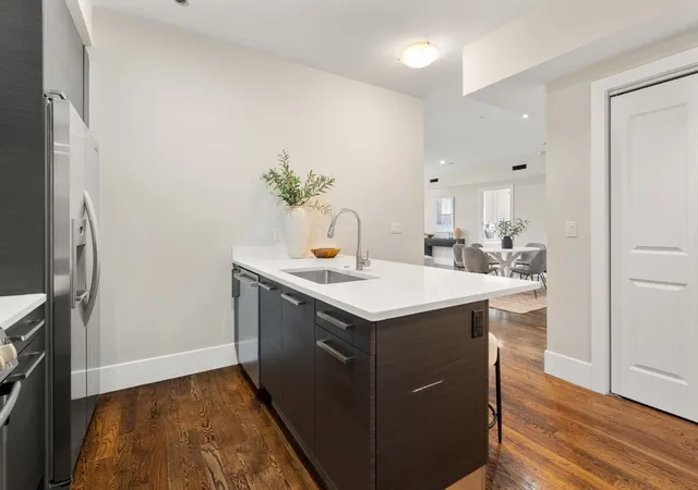 5th image of 10 St George Street #406, Boston, MA 02118 | MLS# 73559493