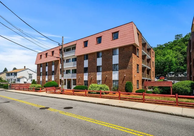 Homes for sale in Malden, MA | 141 Pierce St, Malden, MA 02148